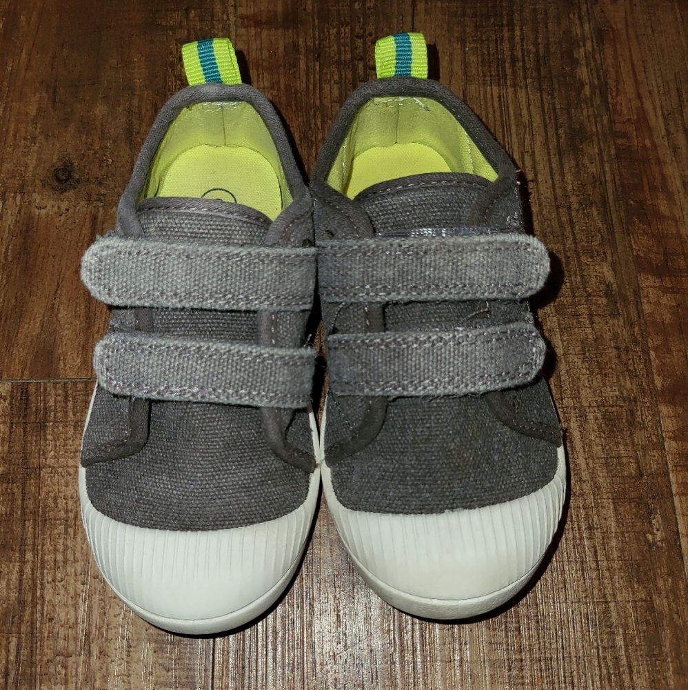 Cat & Jack toddler shoes